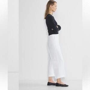 Aritzia The Limitless Pant™ Cropped - CruiseLinen